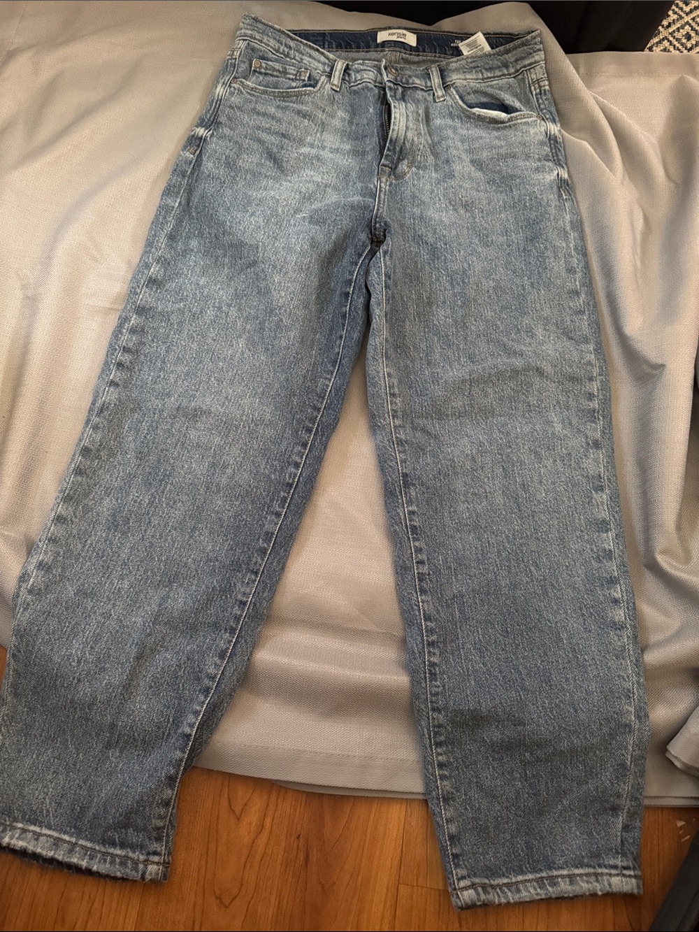 Kensie Relaxed Light Blue Women's Jeans